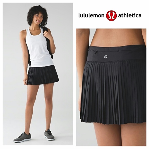 lululemon athletica Dresses & Skirts - Lululemon Pleat To Street Skirt